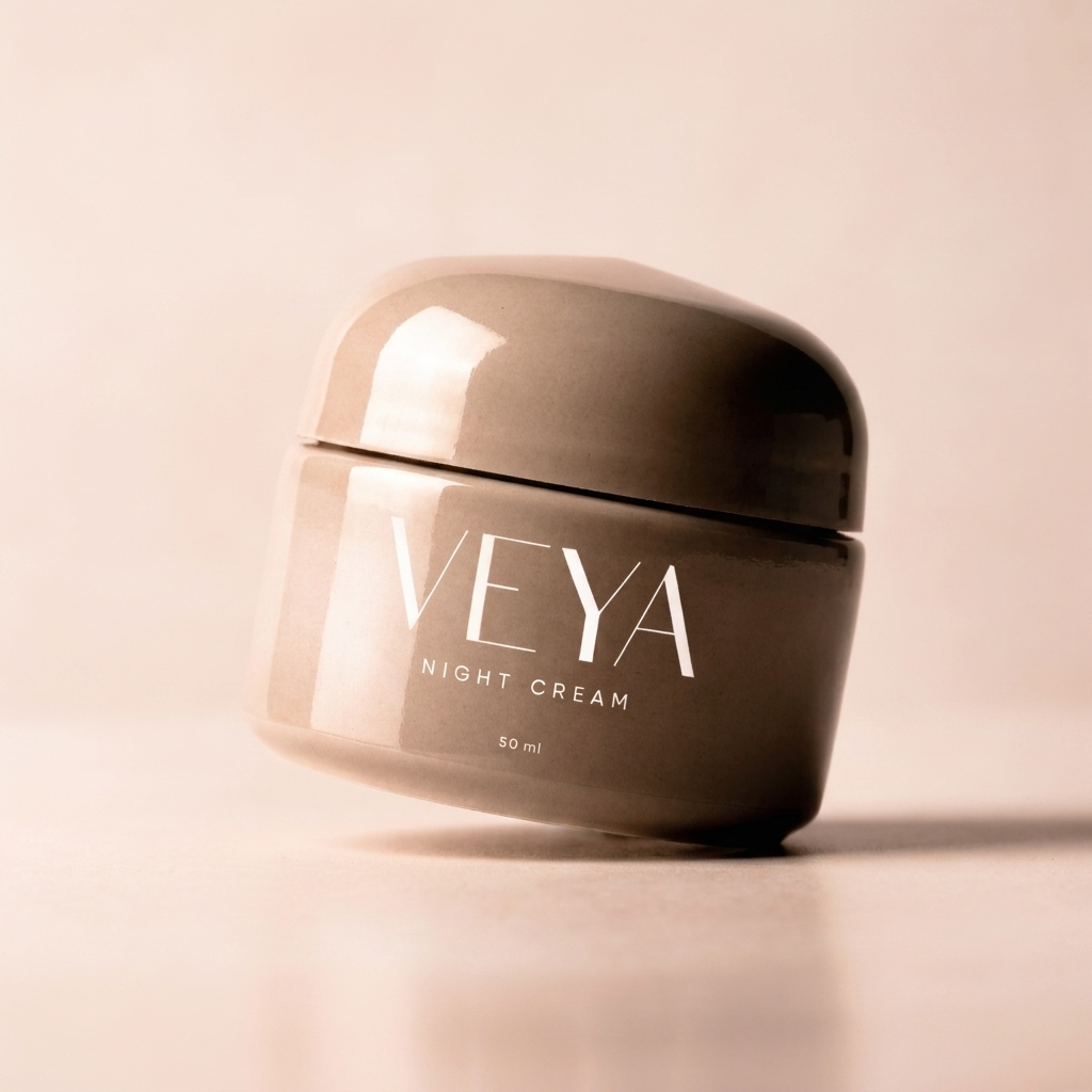 VÉYA Night Cream angle